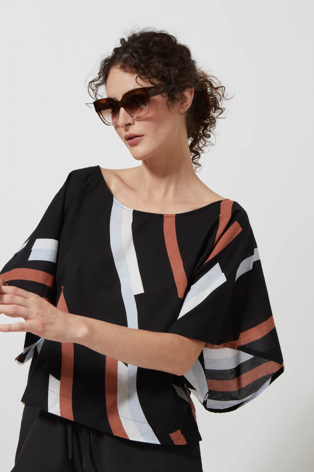 207 - Top Eva Marin Noir 2x