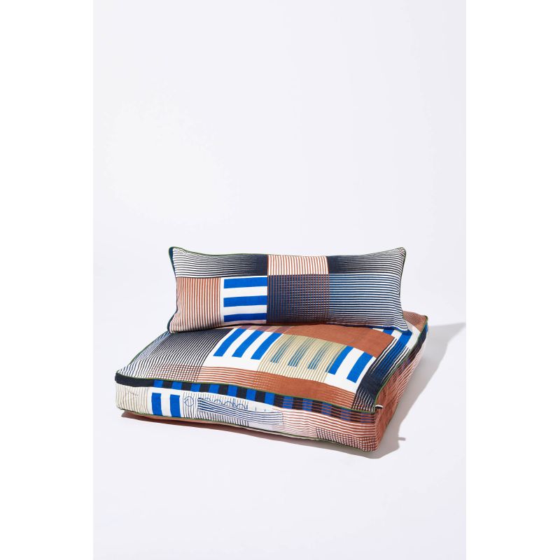 100 - BLUE FLOOR CUSHION VIBRANT PACK OF 2