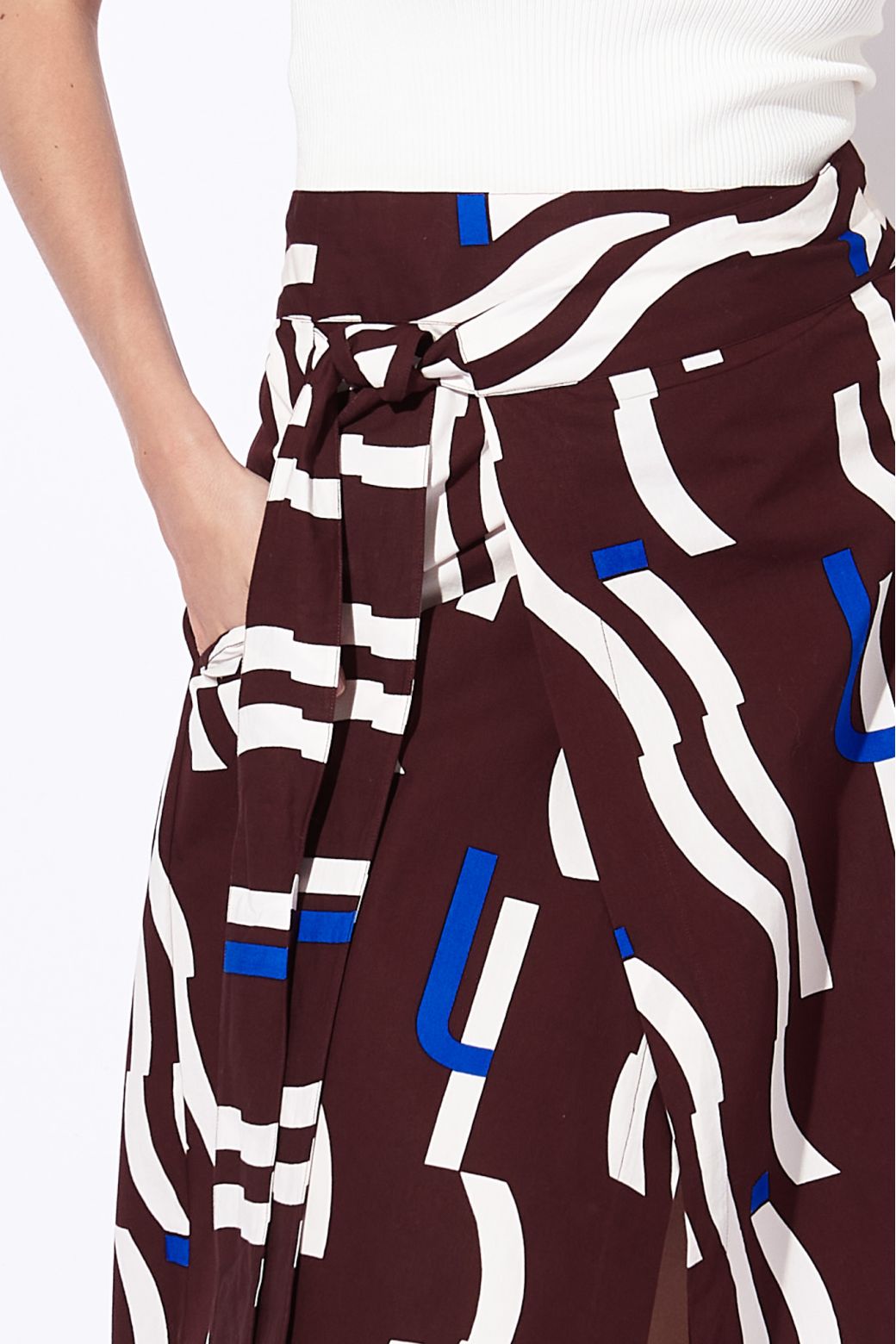 200 - JUPE ASHLEY WAVE BORDEAUX LOT DE 2