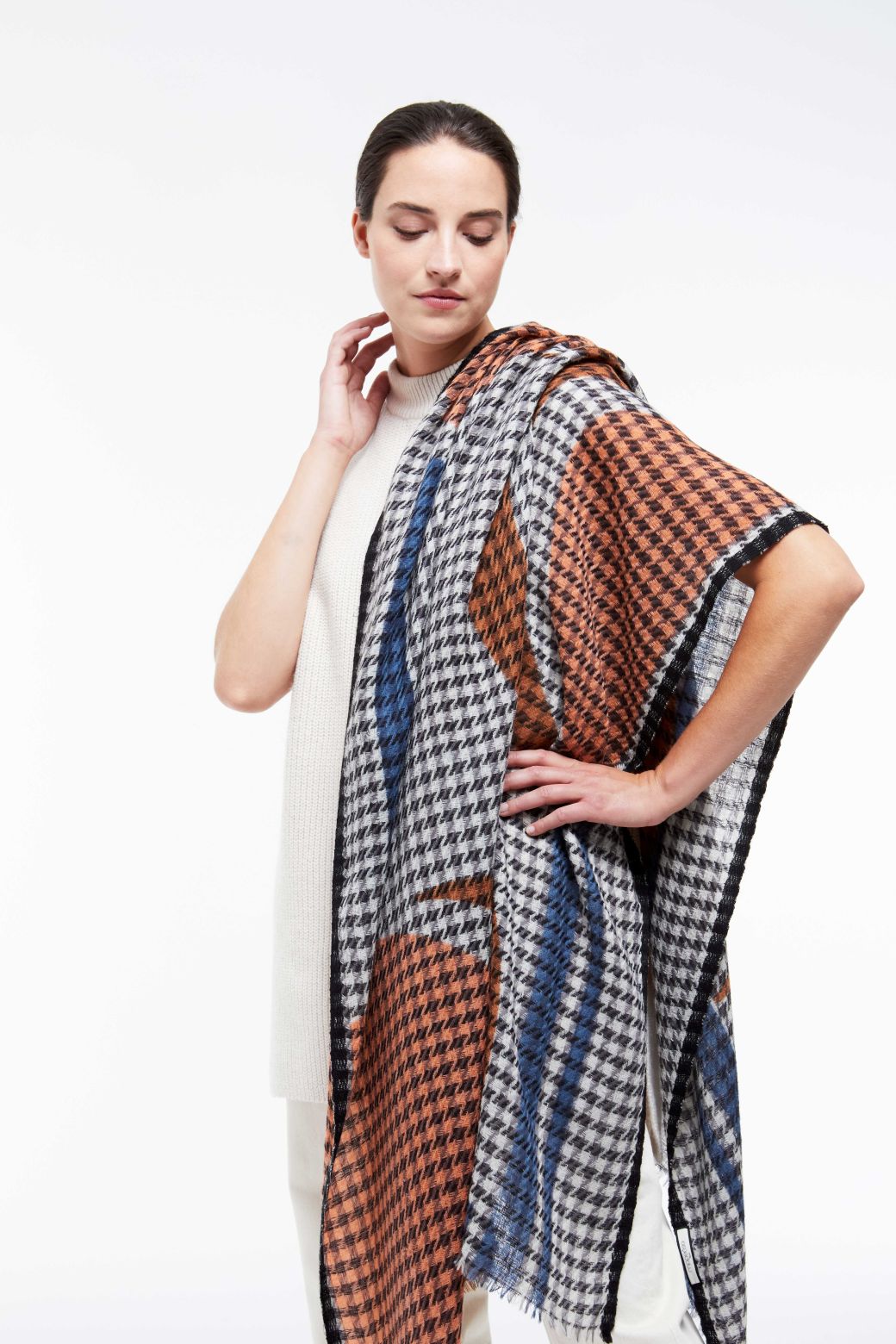 J - FOULARD DÉCOR ORANGE LOT DE 2