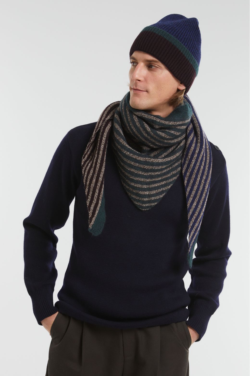 451 - GreenBowie Triangle Pack Of 2