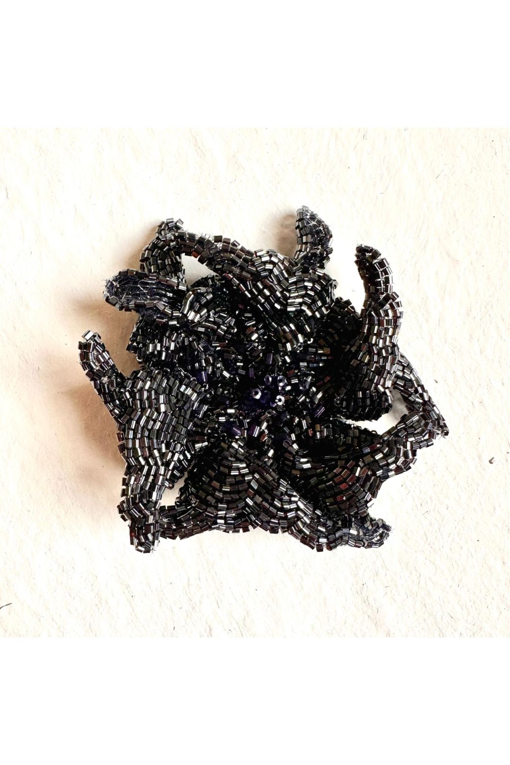 - Black Elixir Broche Brooch Pack Of 2