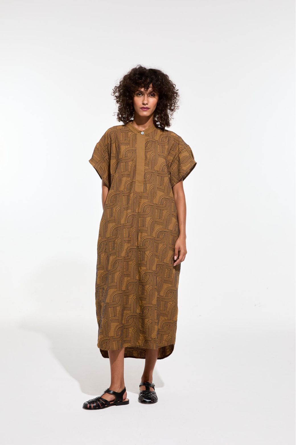 105 - Khaki Syracuse Cinetique Dress Pack Of 2