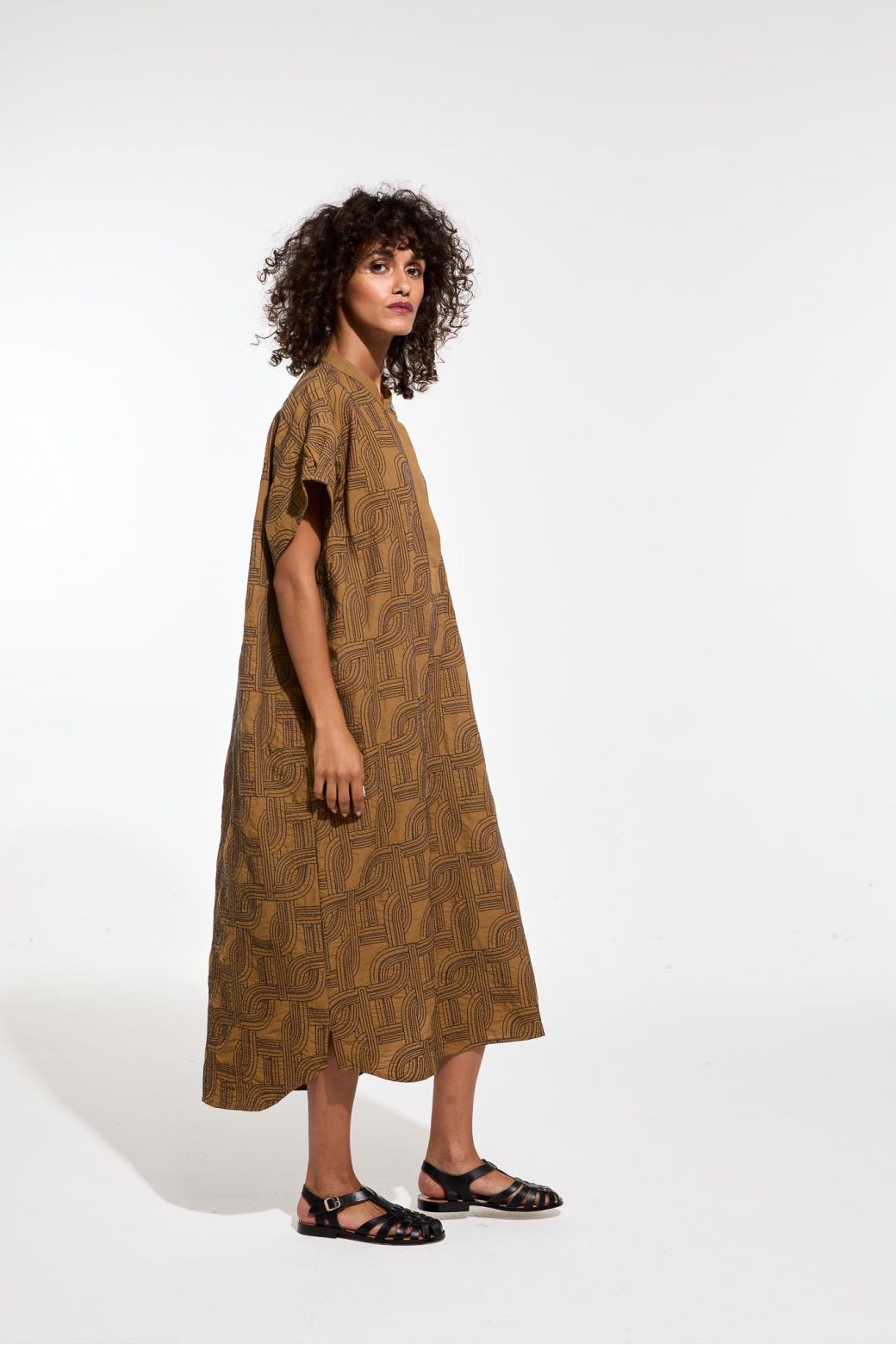 105 - Khaki Syracuse Cinetique Dress Pack Of 2