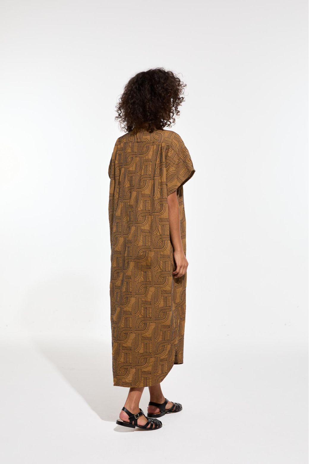 105 - Khaki Syracuse Cinetique Dress Pack Of 2