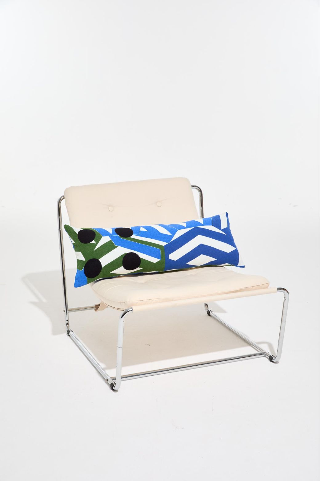 502 - BlueBloom Cushion 30/80 Cm Pack Of 2
